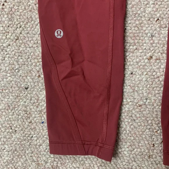 Lululemon Burgundy Leggings Size 4 - Picture 6 of 7